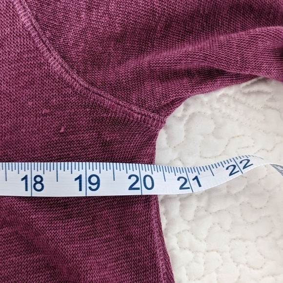 WE the Free Linen Blend Henley low V Neck with ties Oversized L Cranberry Plum - Picture 11 of 12